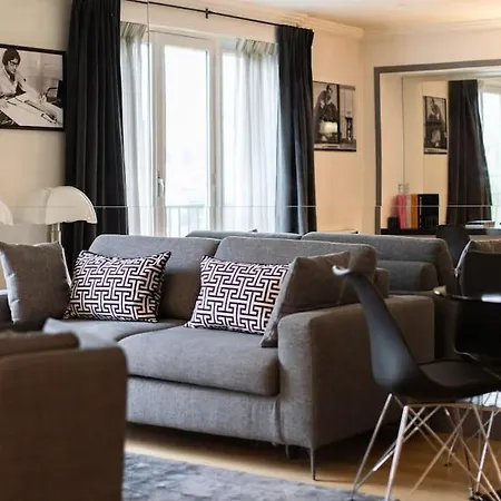 Апартаменты De Luxe Avenue Montaigne Париж
